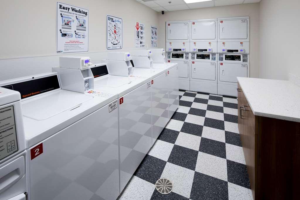 Uptown Suites Extended Stay Tampa Fl - Riverview Riverview  Konforlar fotoğraf